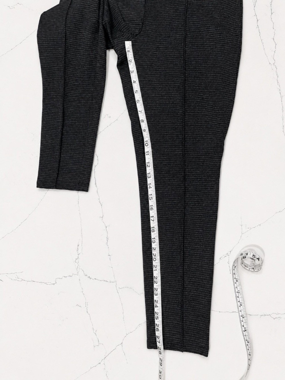 New Stretch Knit, Mid Rise Legging, NINE WEST, Size Large - Picture 4 of 6
